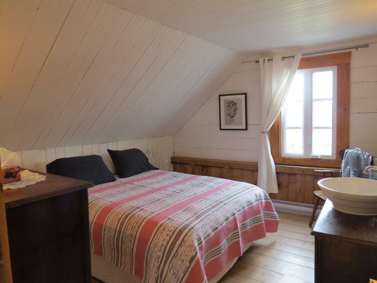 La Vieille Maison Rouge Saint-Tite 외부 사진