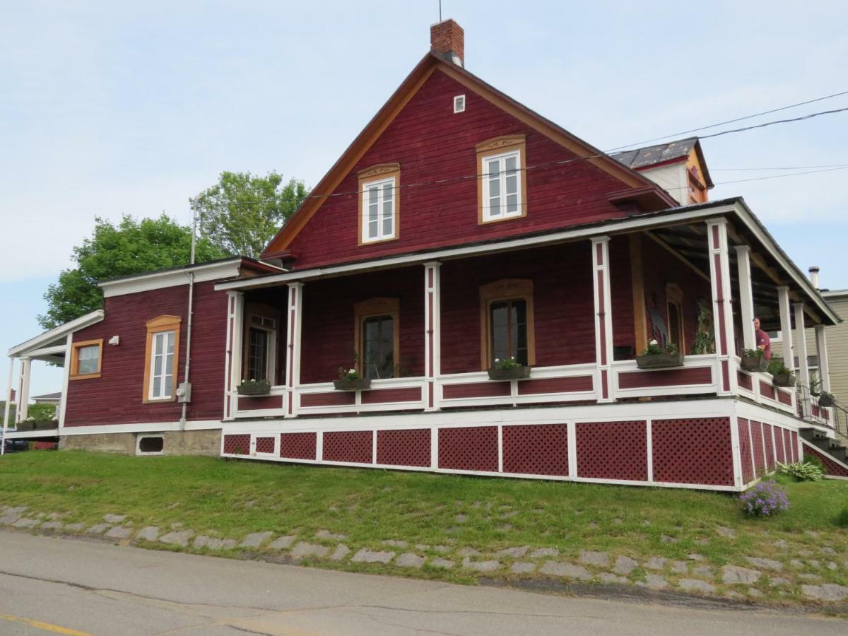 La Vieille Maison Rouge Saint-Tite 외부 사진